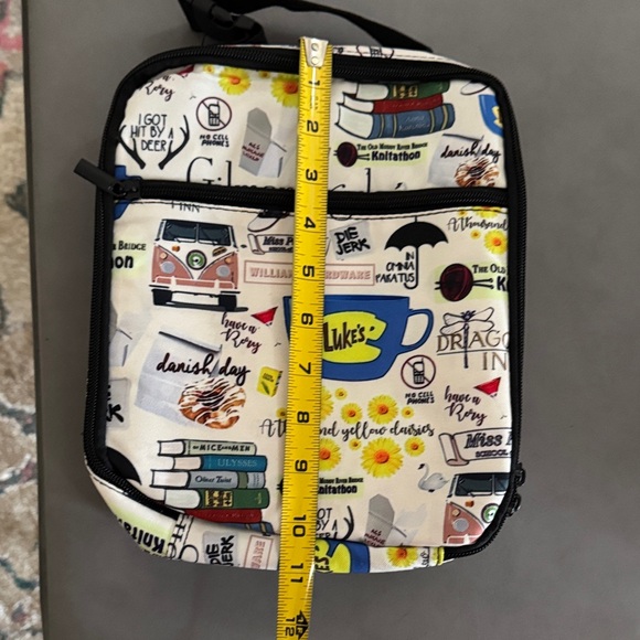 Gilmore Girls Insulated Lunch Bag BPA Free Luke’s Diner Print NEW - Picture 9 of 12